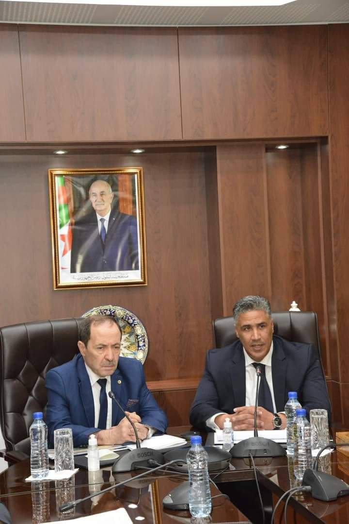 وزير التربية و وزير السكن.. يشرفان على ندوة مرئية مشتركة من أجل متابعة أشغال خاصة بقطاع التربية
