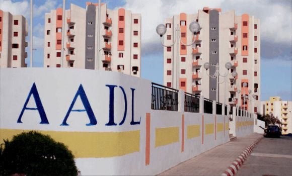 أحياء “عدل”: إطلاق عملية بيع بالتراضي لمحلات تجارية وخدماتية