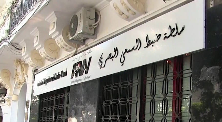 السلطة الوطنية المستقلة لضبط السمعي-البصري توجه إعذارات لـ 5 قنوات تلفزيونية
