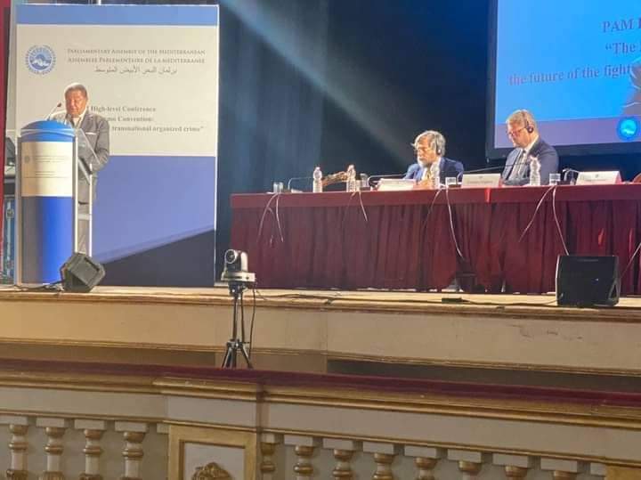 النائب رحمانية يحذر من تطويع التكنولوجيا لخدمة مكاسب عصابات الجريمة المنظمة