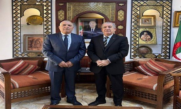 تنصيب المدير العام الجديد لمجمع فندقة سياحة وحمامات معدنية
