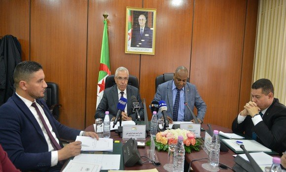 المجلس الشعبي الوطني: وزير العدل يعرض مشروع تعديل قانون العقوبات أمام لجنة الشؤون القانونية