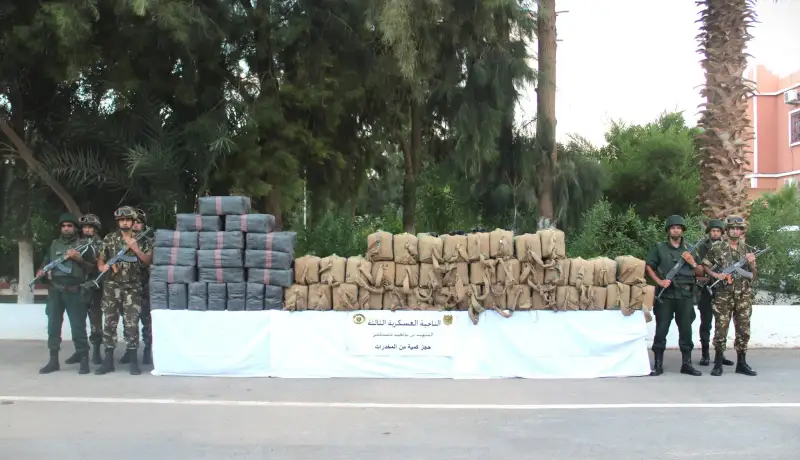 بشار: القضاء على مهرب وحجز 1660 كلغ من الكيف المعالج