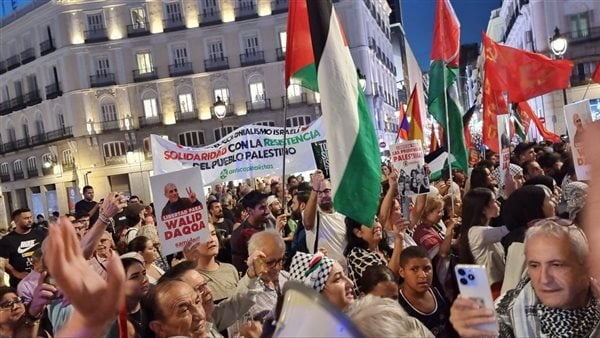 الإسبانيون يخرجون للشوارع في 125 مظاهرة نصرة لغزة