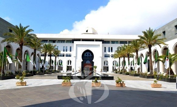 الجزائر تعرب عن ادانتها واستنكارها الشديدين للتفجير الارهابي المزدوج بجنوب ايران