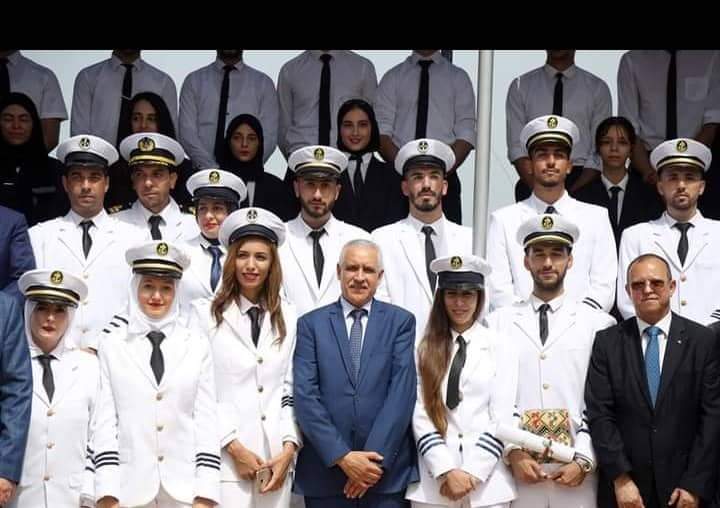 وزير النقل منجي عبد الله.. يشرف على مراسيم حفل تخرج دفعة 47 للمدرسة العليا البحرية .