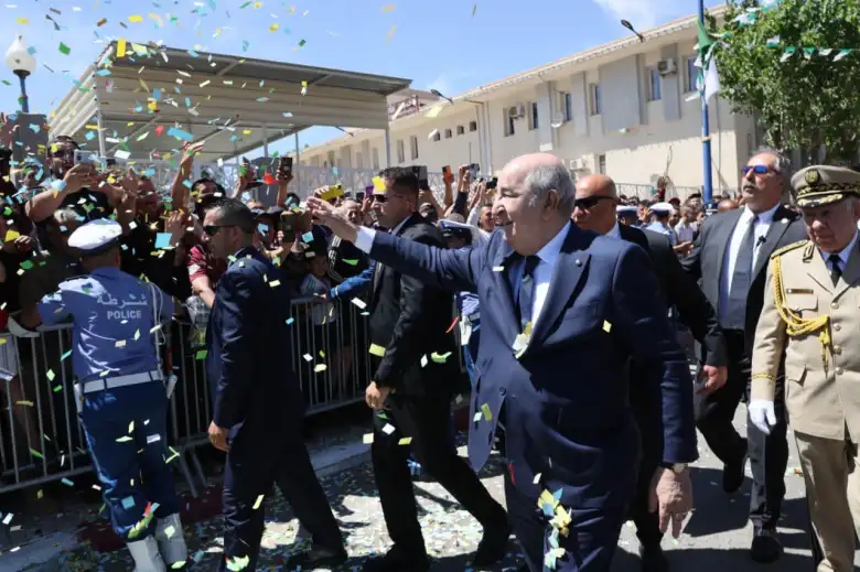رئيس الجمهورية يشرع في زيارة إلى تيزي وزو