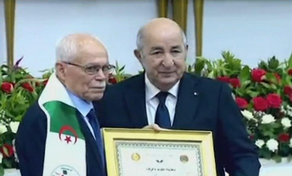 رئيس الجمهورية يترأس مراسم الاحتفال باليوم الوطني للجيش الوطني الشعبي