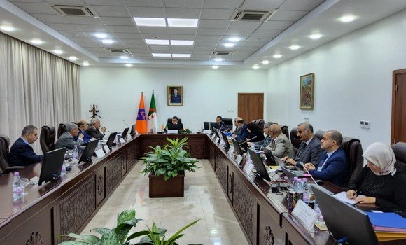 انعقاد الجمعية العامة برئاسة لسونالغاز وزير الطاقة والمناجم