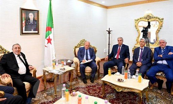 وزارة المجاهدين: اجتماع تنسيقي مع أعضاء المنظمة الوطنية لأبناء المجاهدين