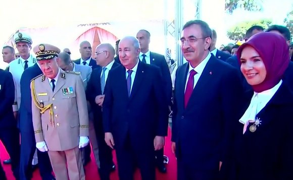 رئيس الجمهورية يشرف بقصر المعارض على افتتاح الطبعة الـ55 لمعرض الجزائر الدولي