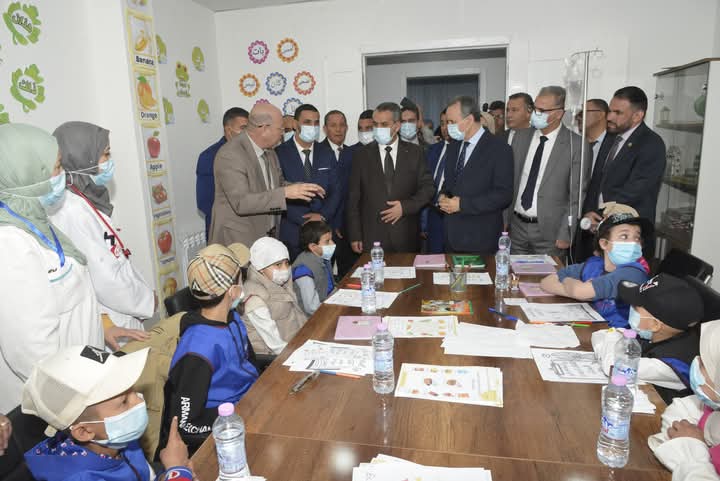 وزير التربية يؤكد التزام الدولة بضمان تمدرس التلاميذ المرضى بمستشفى البليدة