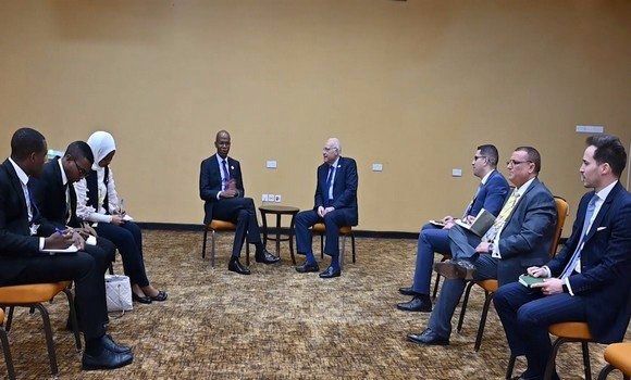 قمة عدم الانحياز بكامبالا: عطاف يجري لقاءات ثنائية مع نظيريه التنزاني والفنزويلي