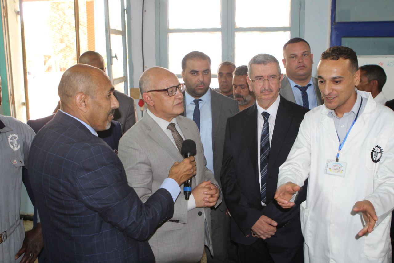 وزير التكوين: يجب التنسيق مع المتعاملين الاقتصاديين لتوفير مناصب الشغل لخريجي المراكز