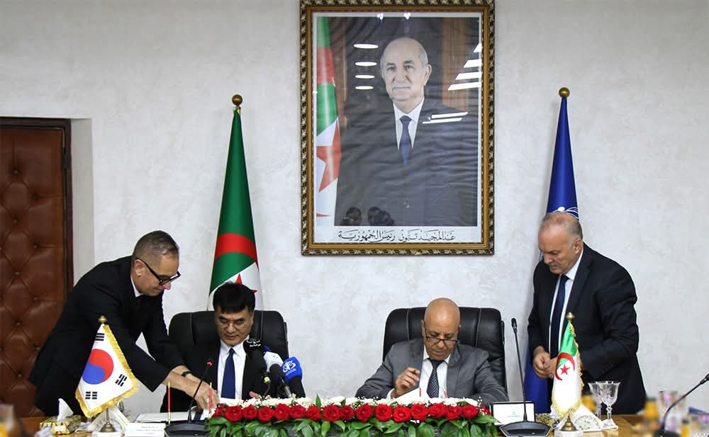 الجزائر وكوريا الجنوبية تعززان التعاون الأمني في مجال الأدلة الجنائية