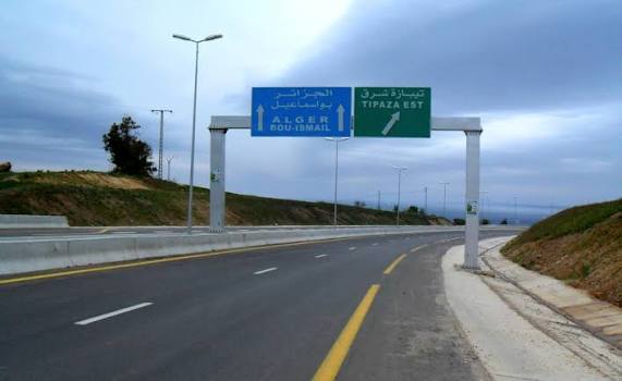 غلق مؤقت للطريق السريع بين حدود الجزائر وبواسماعيل لاستكمال أشغال العصرنة