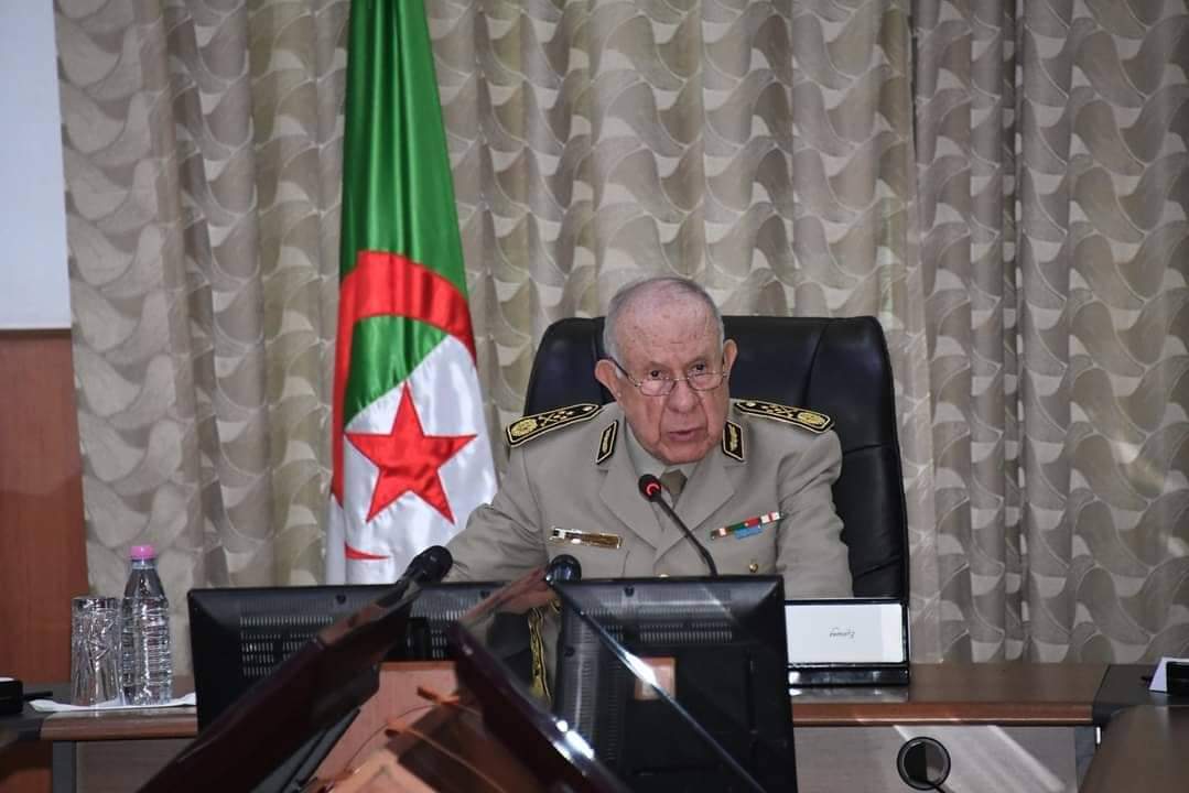 الفريق الاول السعيد شنڨريحة …تحوير الجيش التحرير الوطني إلى الجيش الوطني الشعبي