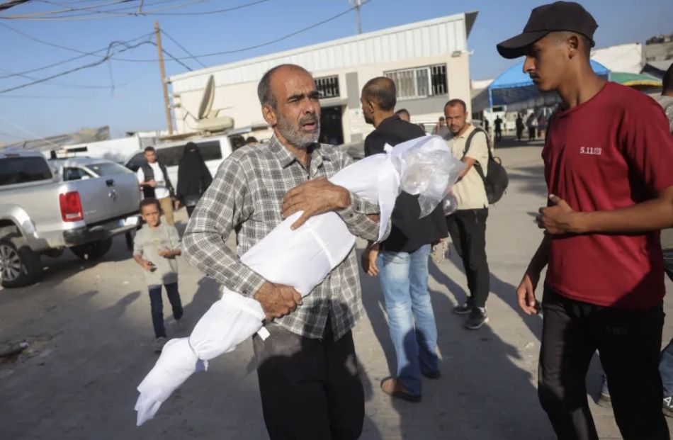 الاحتلال يُواصل خروقاته بغزة.. 24 شهيد واستهداف مدارس تؤوي نازحين