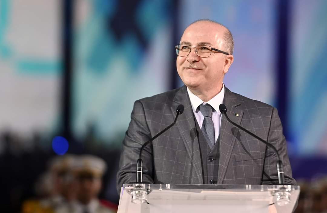 الوزير الأول: يهنئ الشعب الجزائري بمناسبة اليوم الوطني للمجاهد.