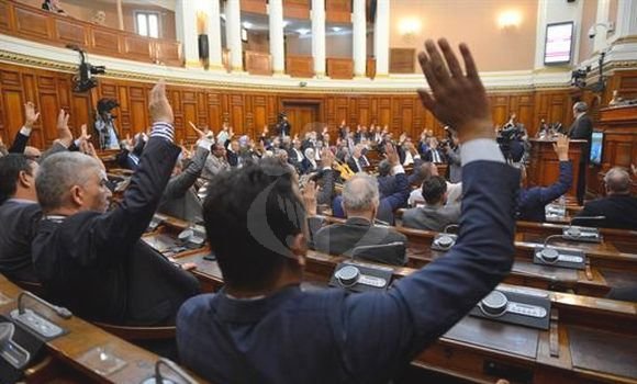 مجلس الأمة : المصادقة على نص القانون المتعلق بحماية أراضي الدولة والمحافظة عليها