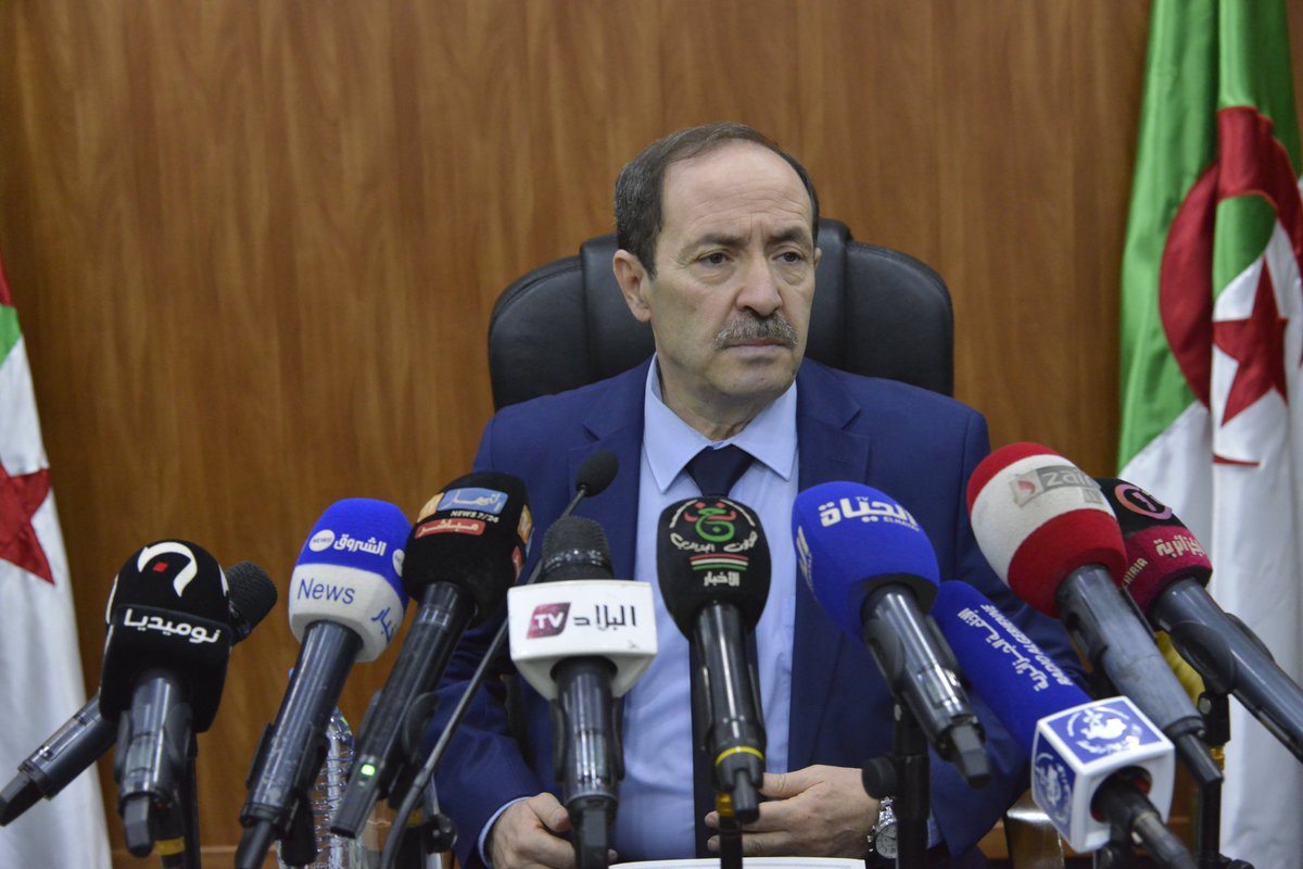 وزير التربية يشدد على الاجراءات المتخذة لمكافحة الغش