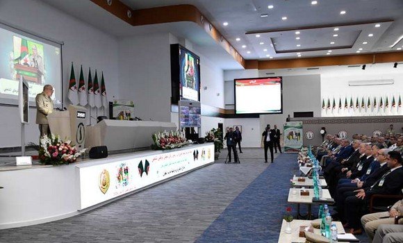 شنقريحة يشرف على افتتاح أشغال ملتقى وطني حول “الدفاع الوطني في مواجهة حرب العقول”