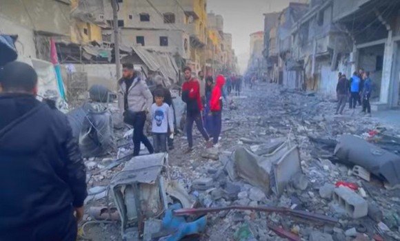 فلسطين: استشهاد العشرات وإصابة أخرين في قصف مدفعي وجوي متواصل على قطاع غزة