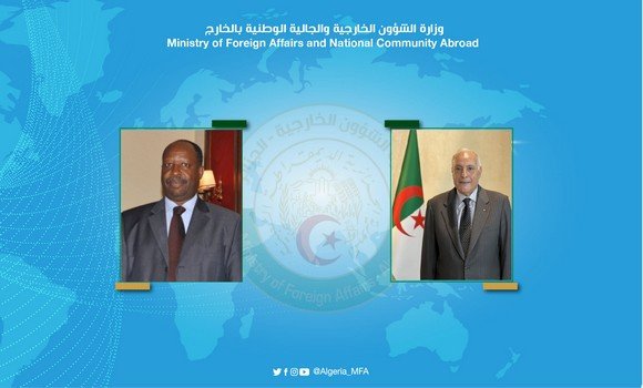 عطاف يتلقى مكالمة هاتفية من الممثل الخاص للأمين العام للأمم المتحدة لغرب إفريقيا ومنطقة الساحل