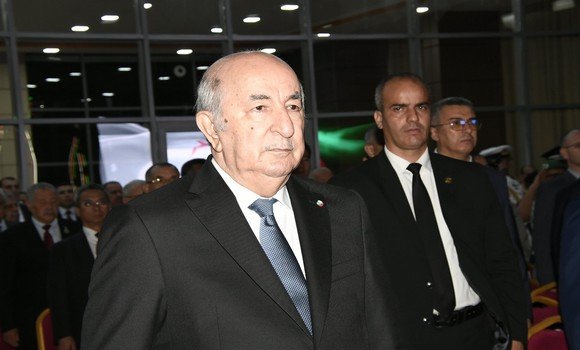 رئيس الجمهورية يترأس حفل استقبال على شرف إطارات الجيش الوطني الشعبي بمناسبة إحياء الذكرى الـ 62 لعيد الاستقلال