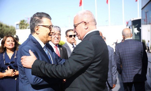 رئيس المجلس الشعبي الوطني يحل بتونس