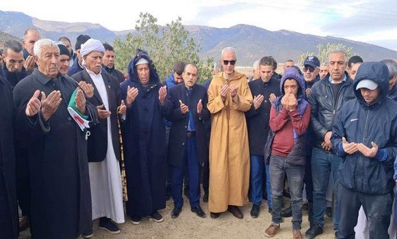 خنشلة: جثمان المجاهد عفوفو فرحات يوارى الثرى بمقبرة بوحمامة