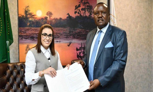البرلمان الافريقي: تعيين الجزائرية بهجة العمالي سفيرة للسلام و الامن