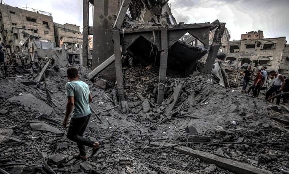 فلسطين : 4473 شهيدا و15400 جريحا جراء العدوان الصهيوني المتواصل على غزة والضفة الغربية