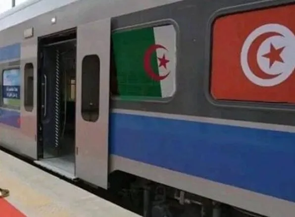 وزير النقل يعلن عن إعادة فتح محطة نقل المسافرين بالسكك الحديدية بين الجزائر وتونس قريباً