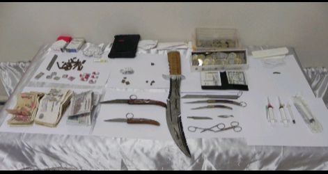 تيسمسيلت  شرطة ثنية الحد تشدد الخناق على مروجي المخدرات و الأقراص المهلوسة بالوسط الحضري.