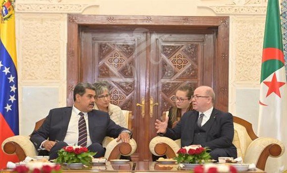 توقف تقني للرئيس الفنزويلي نيكولاس مادورو بالجزائر العاصمة