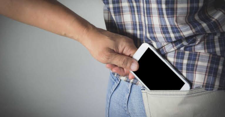 مستغانـــم / وفي حصيلة شهرية  يتمكن من توقيف 19 سارقا للهواتف النقالة  و 85 شخص مطلوب من طرف العدالة