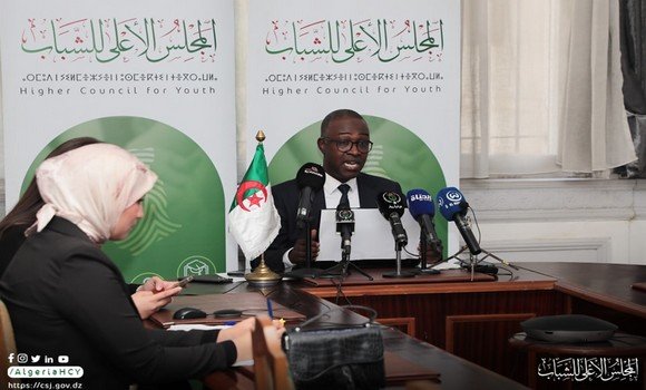 السيد حيداوي يشدد على أهمية التواصل مع شباب الجالية لتعزيز قيم المواطنة