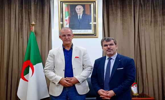 تهيئة الواجهة البحرية للعاصمة: بداني يؤكد التكفل بانشغالات الصيادين