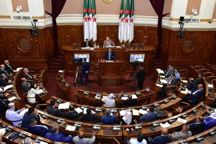 إنشاء مناطق حرة مع البلدان الأفريقية المجاورة