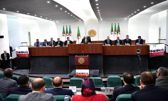 المجلس الشعبي الوطني: المصادقة على قائمة نواب رئيس المجلس