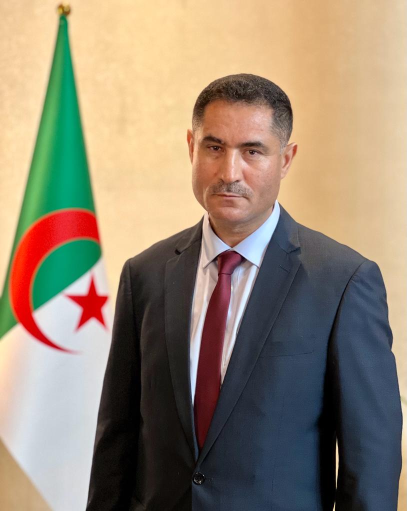 وزير الاتصال يعزي في وفاة الصحفي إبراهيم سبعون