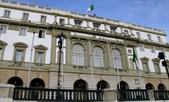 مجلس الأمة: جلسة علنية غدا الاثنين لتقديم ومناقشة نصي القانونيين المتعلقين بالصحافة المكتوبة والصحافة الالكترونية وكذا النشاط السمعي البصري