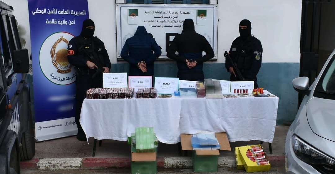 قالمة: توقيف شخصين وحجز أزيد من 9000 كبسولة مهلوسة ومبالغ مالية بالعملة الصعبة