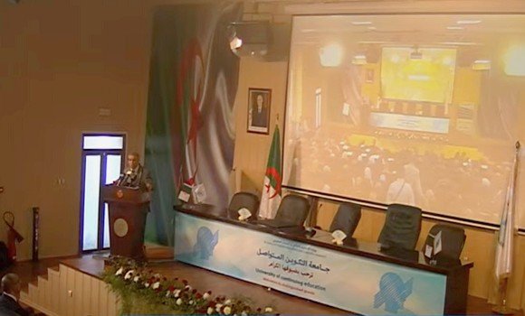 جامعة التكوين المتواصل: الإعلان عن الافتتاح الرسمي للسنة الجامعية 2023-2024