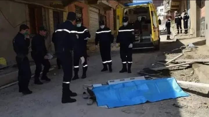 مركبة تدهس شخص بالطريق الوطني رقم 12بمحطة نقل المسافرين ببوهينون بتيزي وزو