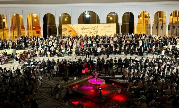 جوق الجزائر الكبير لموسيقى الصنعة يحتفي بذكرى عيدي الإستقلال والشباب