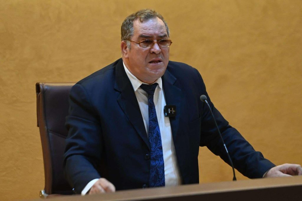 وزير الاتصال: “الجزائر مستهدفة من غرف أخبار مظلمة”