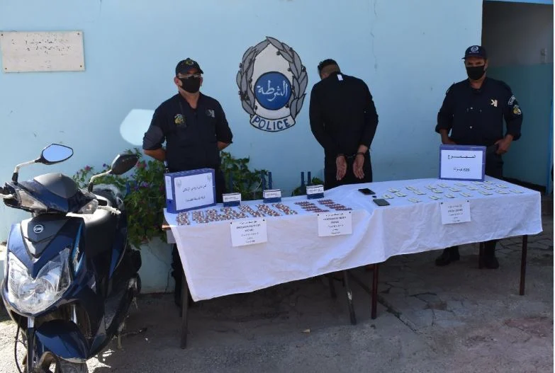 بجاية: عامان حبسا نافذا لمروّج مهلوسات