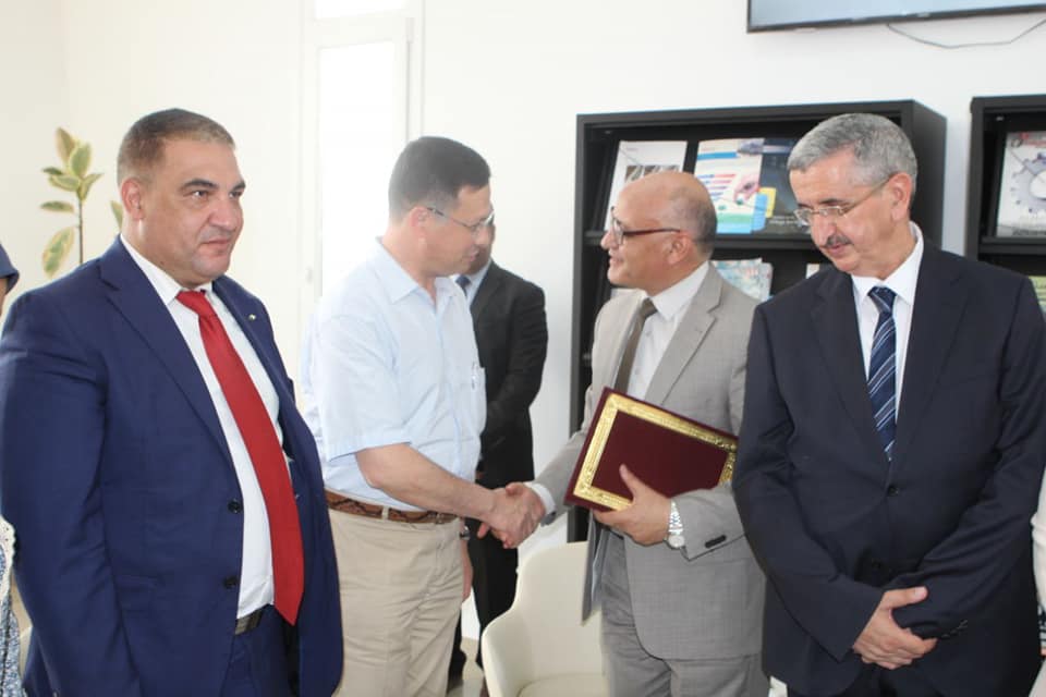 وزير التكوين يتفقد احدى المؤسسات الخاصة